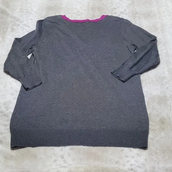 GAP Grey and Purple Simple 3/4 Sleeve Lightweight VNeck Sweater Size M