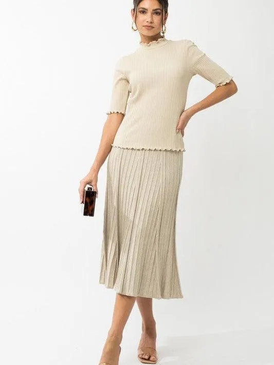 Simply Styled Mock Neck Half-Sleeve Top